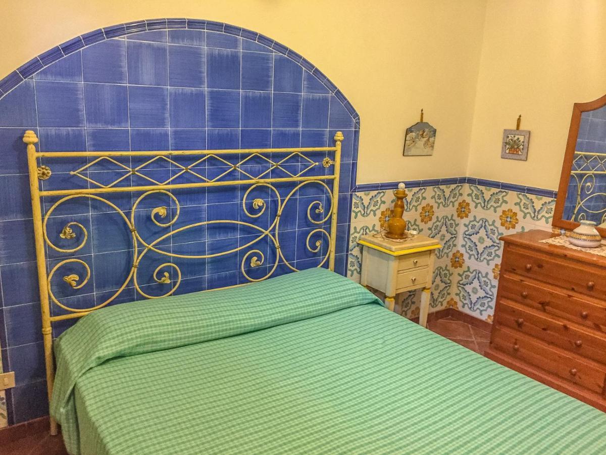 Villa Venere Con Vista Sul Mare 산비토로카포 외부 사진